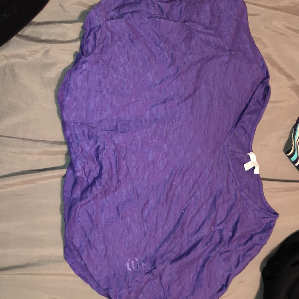 DELIA’s crop top